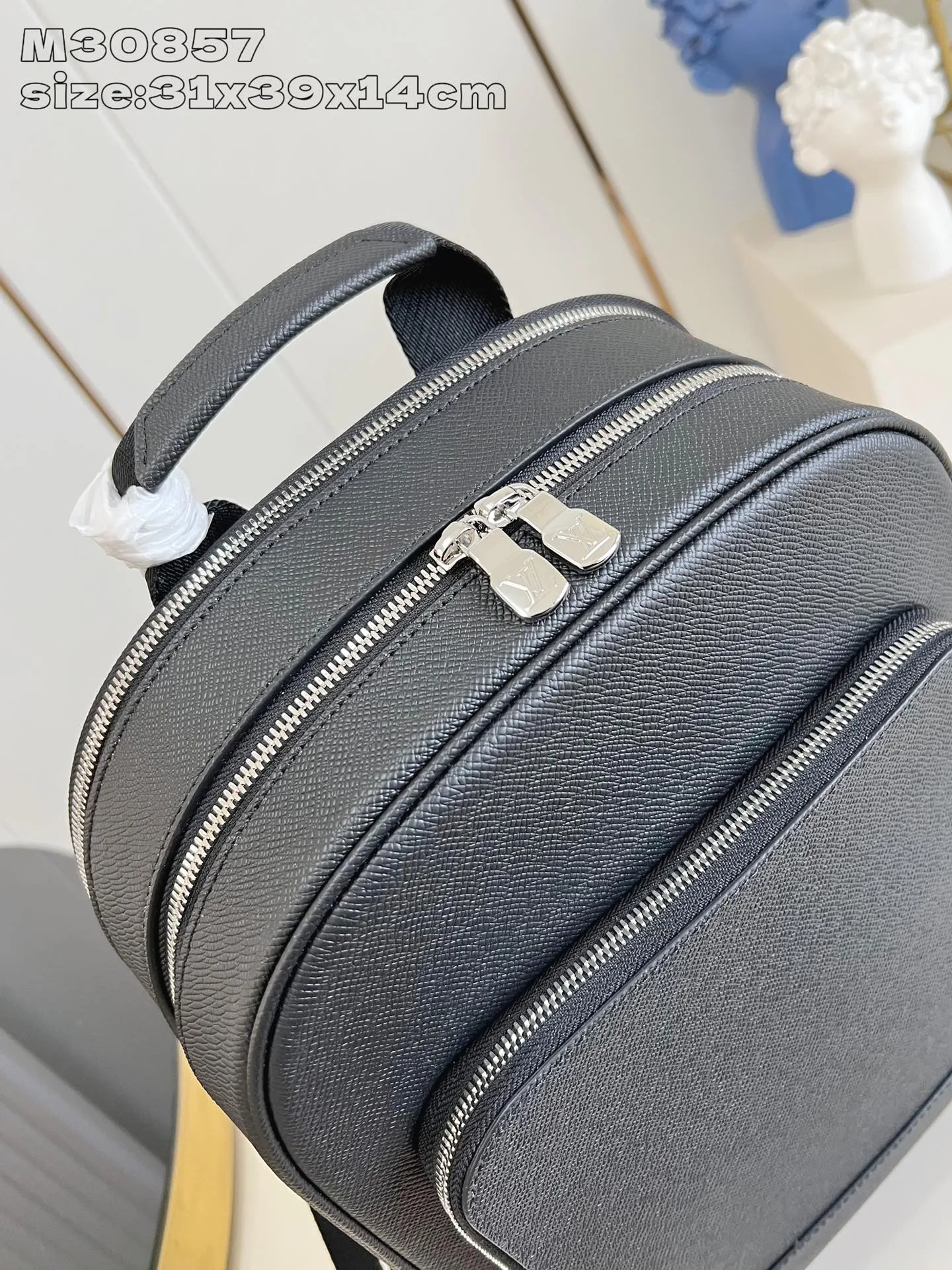 Adrian Backpack Taiga Leather Black