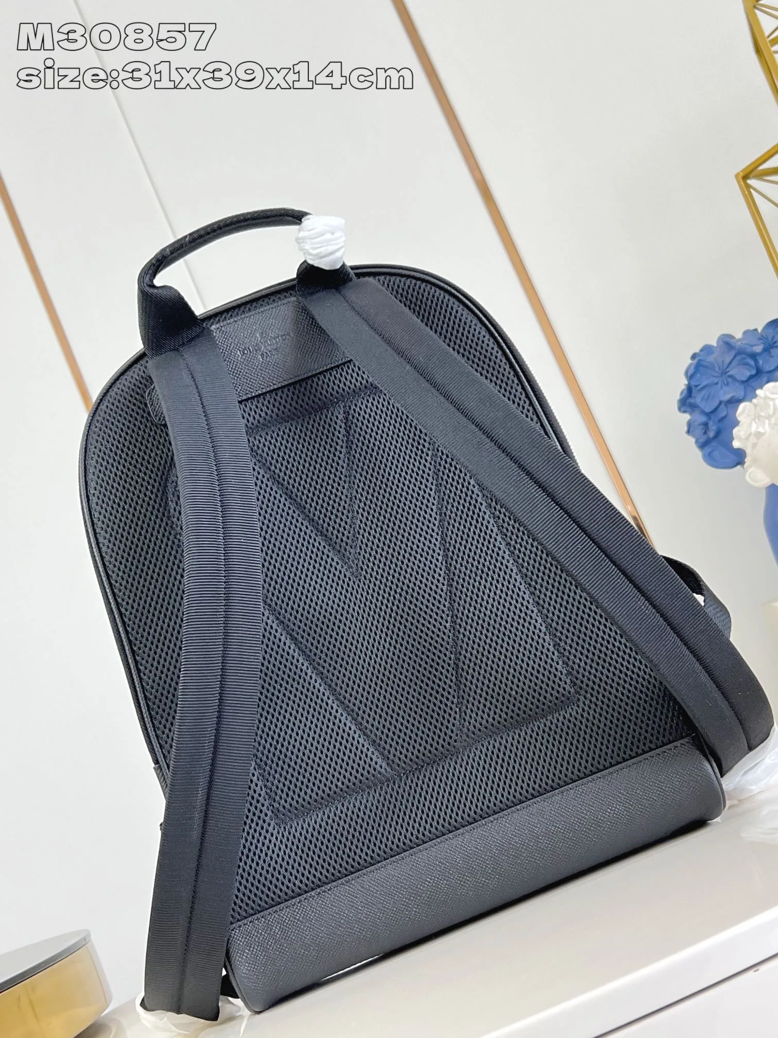 Adrian Backpack Taiga Leather Black