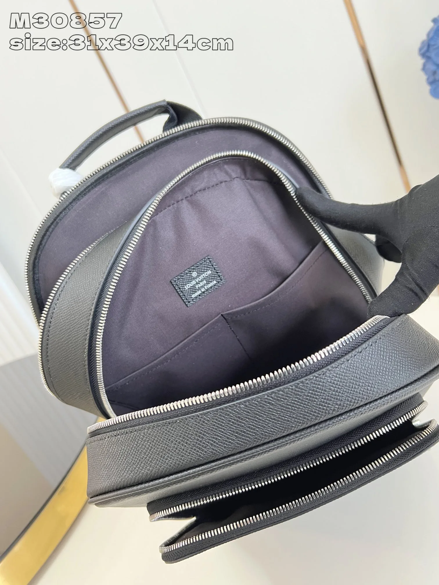 Adrian Backpack Taiga Leather Black