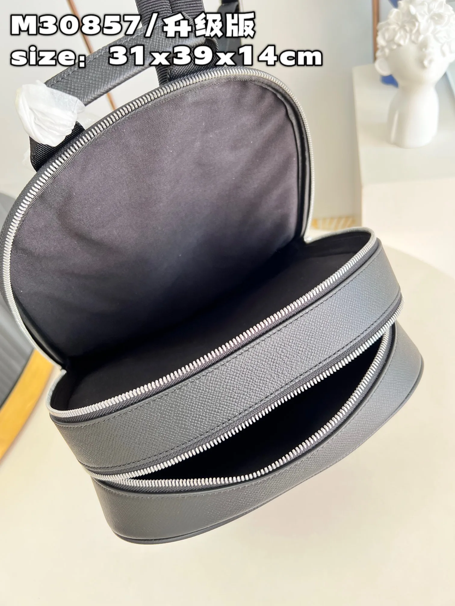 Avenue Backpack Taiga Black